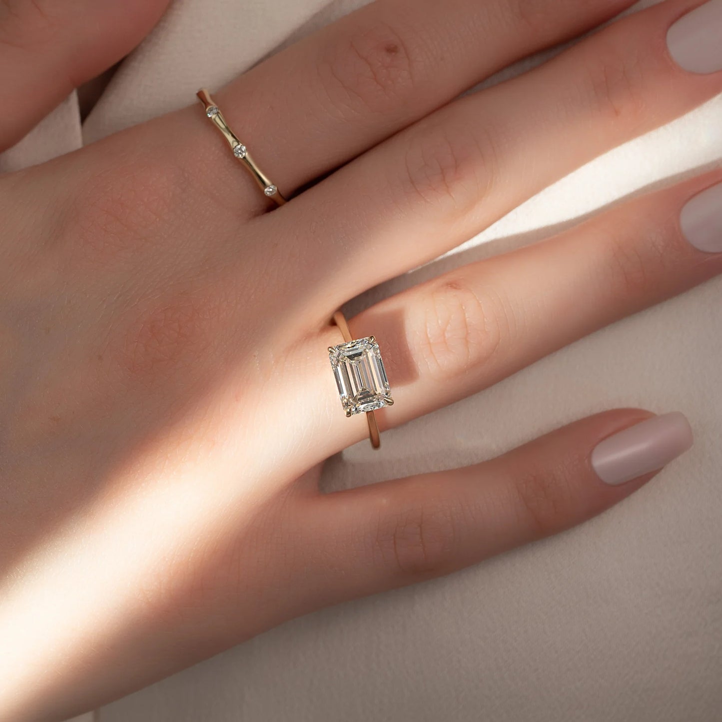 The Lalo - Emerald Solitaire