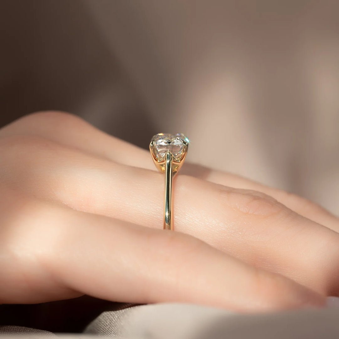 The Lalo - Emerald Solitaire