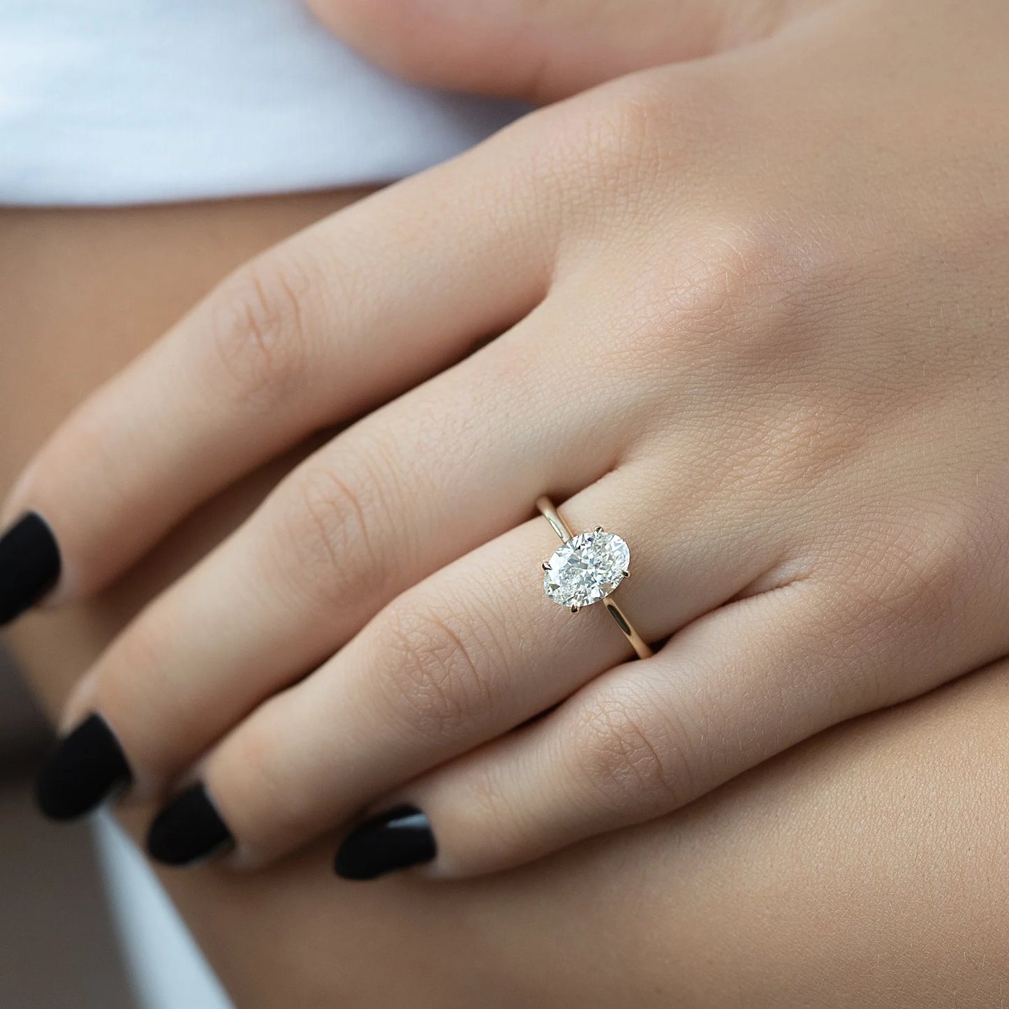 The Lalo - Oval Solitaire