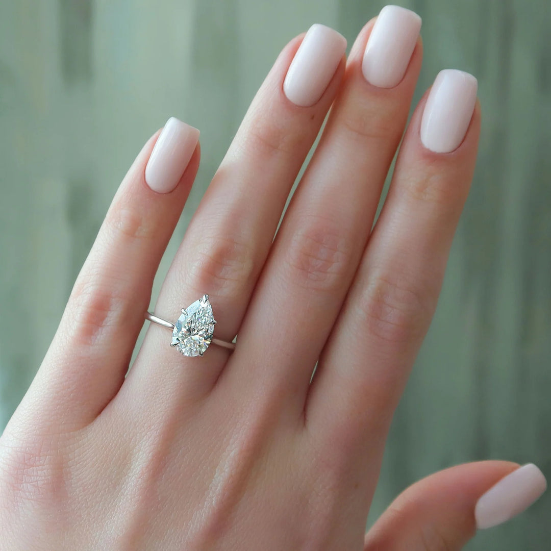 The Lalo - Pear Solitaire